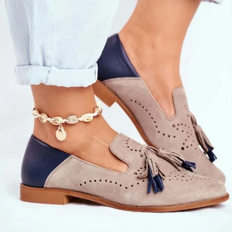 Women’s Loafers – Tassels Genuine Sheepskin Moccasins, Pointed Toe Flat Shoes, Handmade Carved with Color Matching, Breathable, 2024