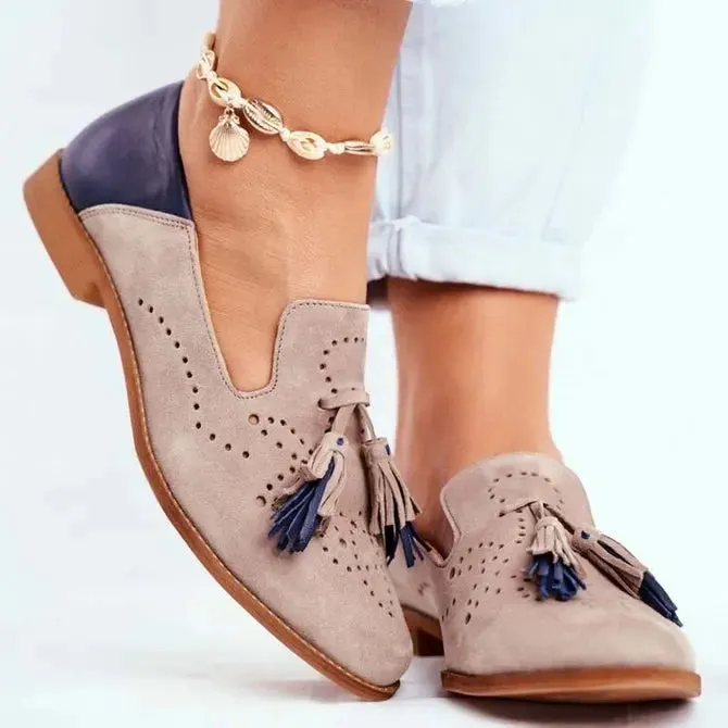 Women’s Loafers – Tassels Genuine Sheepskin Moccasins, Pointed Toe Flat Shoes, Handmade Carved with Color Matching, Breathable, 2024