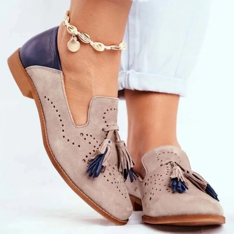 Women’s Loafers – Tassels Genuine Sheepskin Moccasins, Pointed Toe Flat Shoes, Handmade Carved with Color Matching, Breathable, 2024