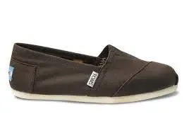 Women’s TOMS Classic Alpargata – Iconic Slip-On with Lightweight Comfort