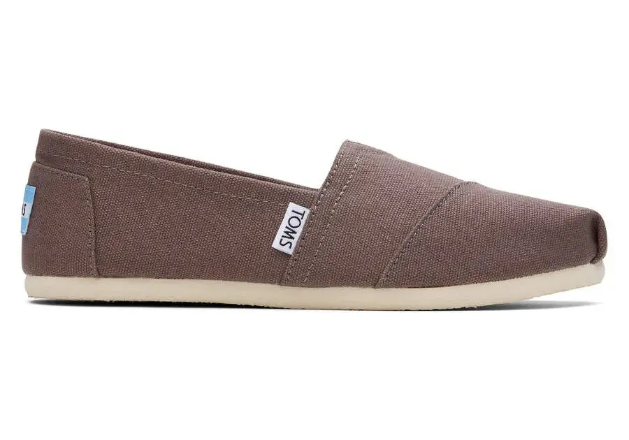 Women’s TOMS Classic Alpargata – Iconic Slip-On with Lightweight Comfort